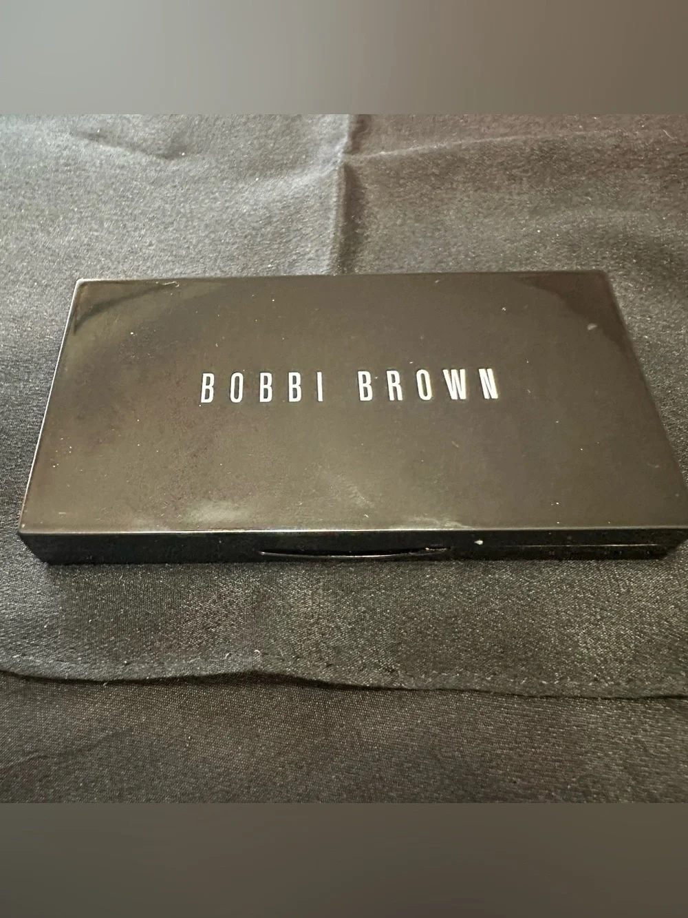 NWOT. Bobbi Brown “Deep Palette Pour Les Levres” with Brush - Women Lip Color